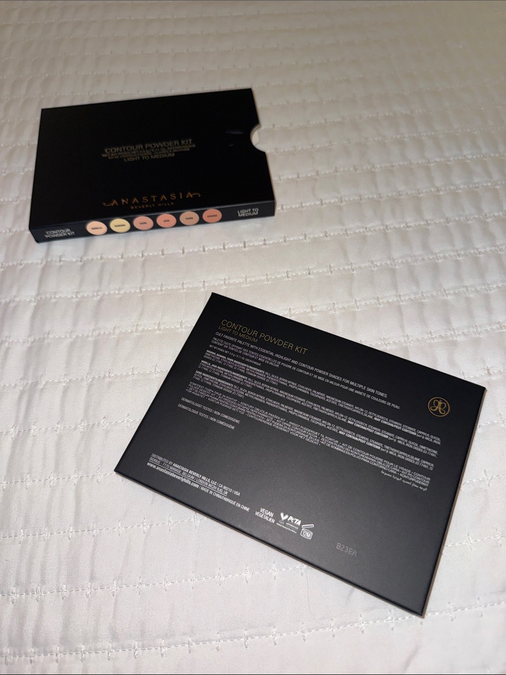 Anastasia Beverly Hills Contour Powder Kit - Light to Medium - Picture 2 of 4